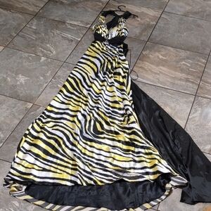 Chic Zebra Print Maxi Dress